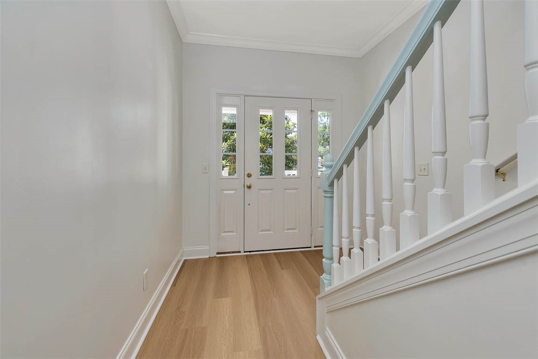 155 Limeburn Trail St. Simons Island, GA 31522 - Photo 4 of 29 Entry Foyer