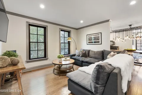 $3,295,000 | 175 Lake Avenue, Greenwich, CT 06830