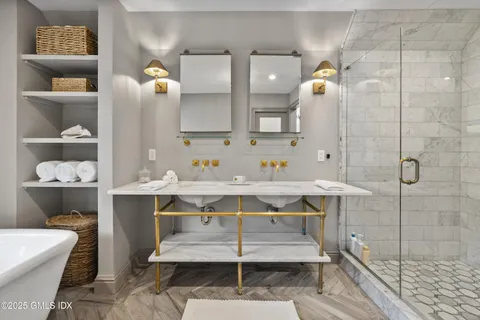 $3,295,000 | 175 Lake Avenue, Greenwich, CT 06830