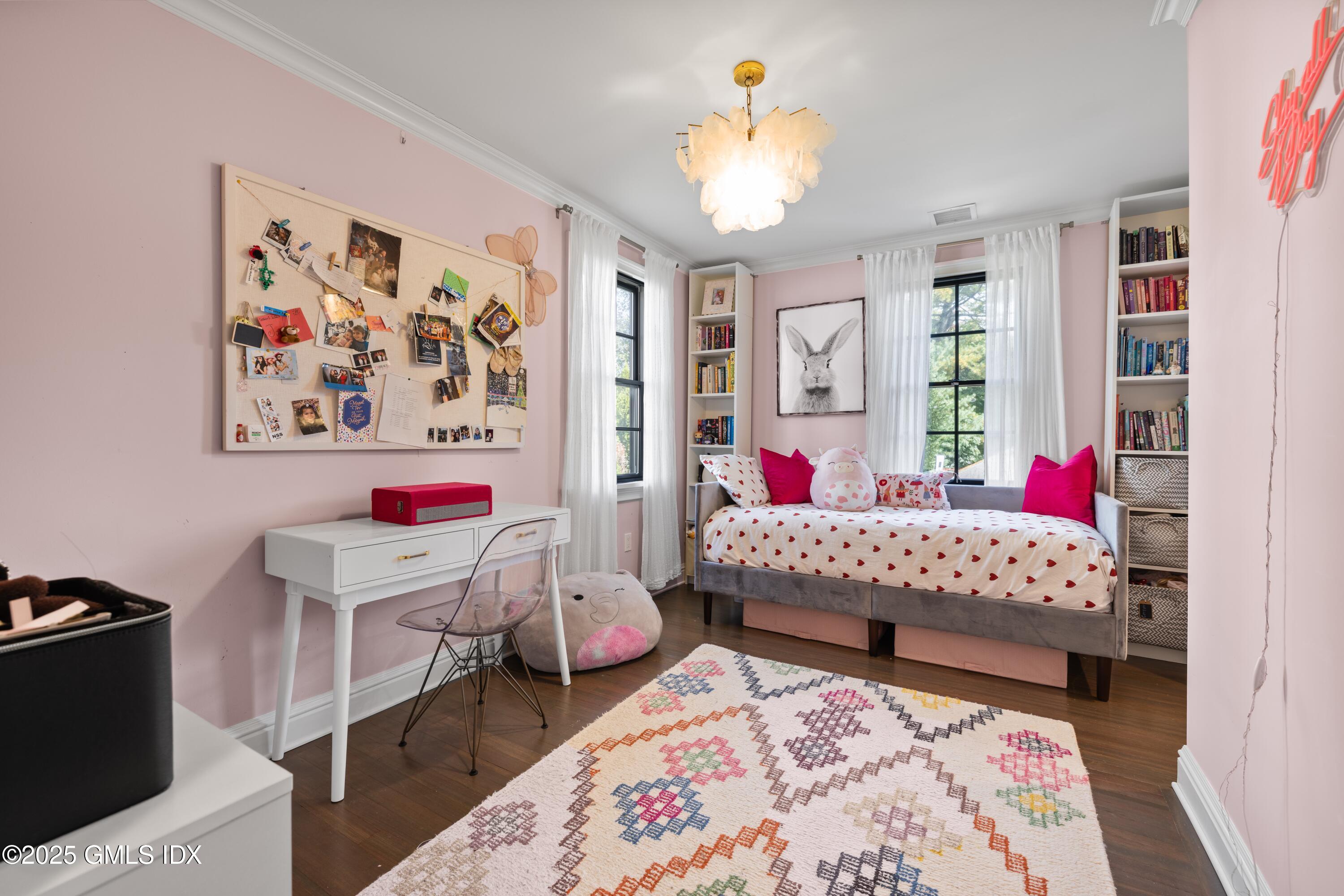 175 Lake Avenue Greenwich, CT 06830 - Photo 19 of 30 14 Family Bdrm 2