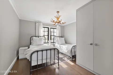 $3,295,000 | 175 Lake Avenue, Greenwich, CT 06830