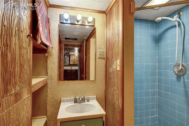 4580 Fox Road Cascade, CO 80809 - Photo 16 of 23