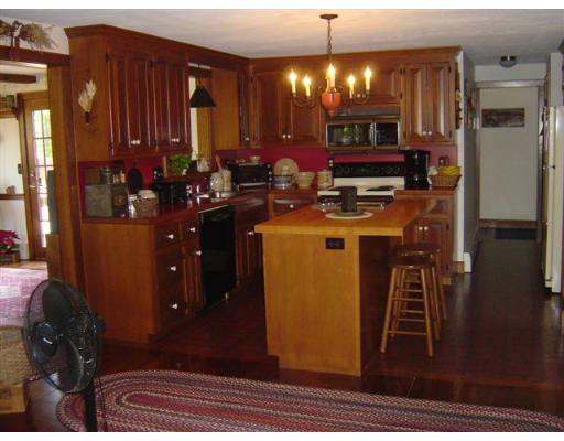 14 Alprilla Farm Road Hopkinton, MA 01748 - Photo 11 of 30 Gallery Image 11