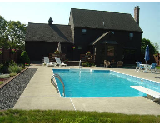 14 Alprilla Farm Road Hopkinton, MA 01748 - Photo 16 of 30 Gallery Image 16