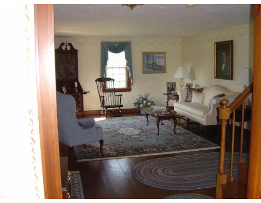 14 Alprilla Farm Road Hopkinton, MA 01748 - Photo 5 of 30 Gallery Image 5