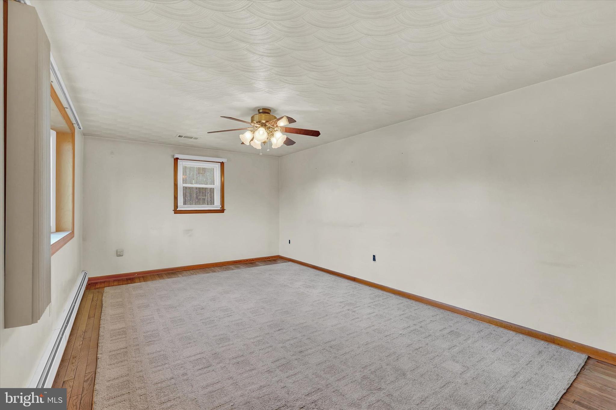 1420 Craley Road Windsor, PA 17366 - Photo 5 of 28