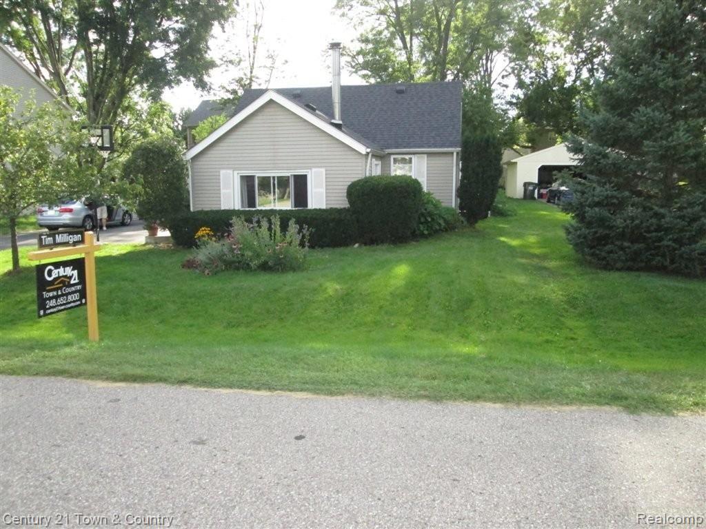3764 Dearborn Avenue Rochester, MI 48309 - Photo 16 of 18 IMG_0457.JPG