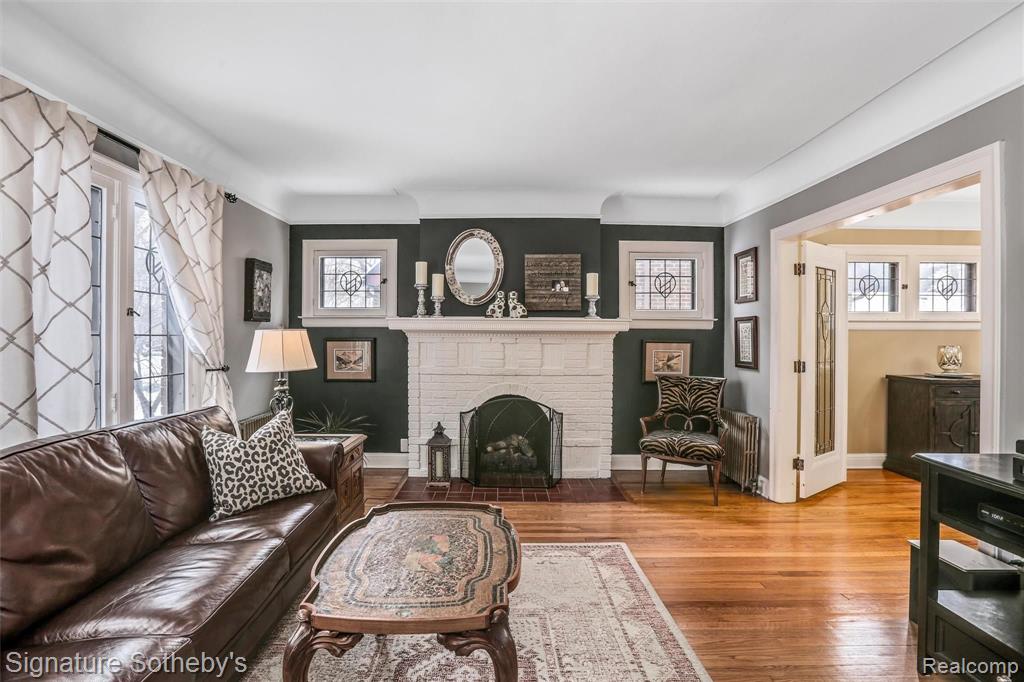 1250 Bishop Road Grosse Pointe Park, MI 48230 - Photo 4 of 32