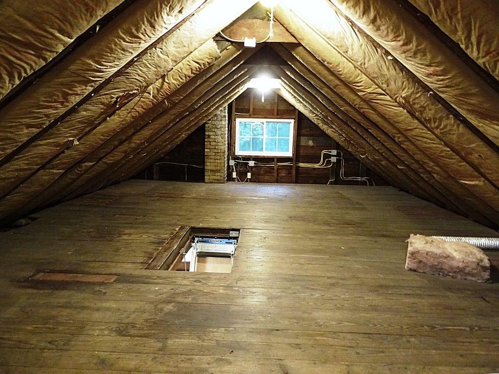 322 Nicholas Place Edgeworth, PA 15143 - Photo 21 of 25 3rd Floor Attic