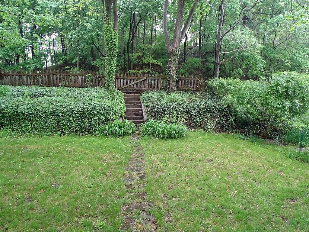 322 Nicholas Place Edgeworth, PA 15143 - Photo 24 of 25 Yard