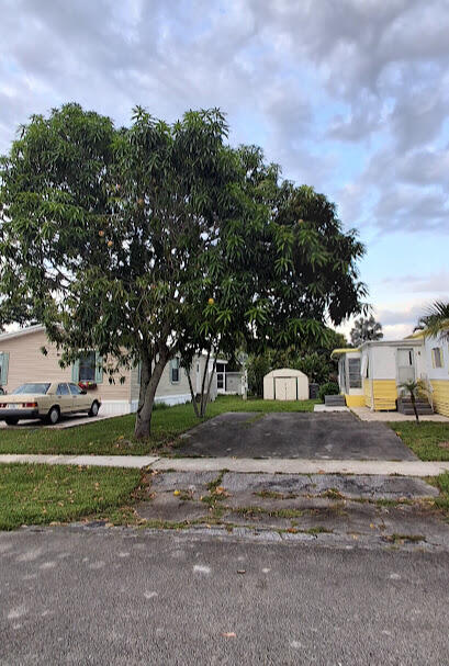 4054 Marigold Road Boynton Beach, FL 33436 - Photo 29 of 47 marigold50