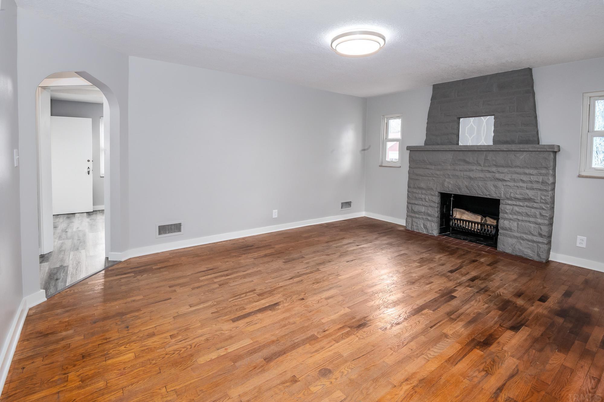 1905 Reckeweg Road Fort Wayne, IN 46804 - Photo 12 of 35