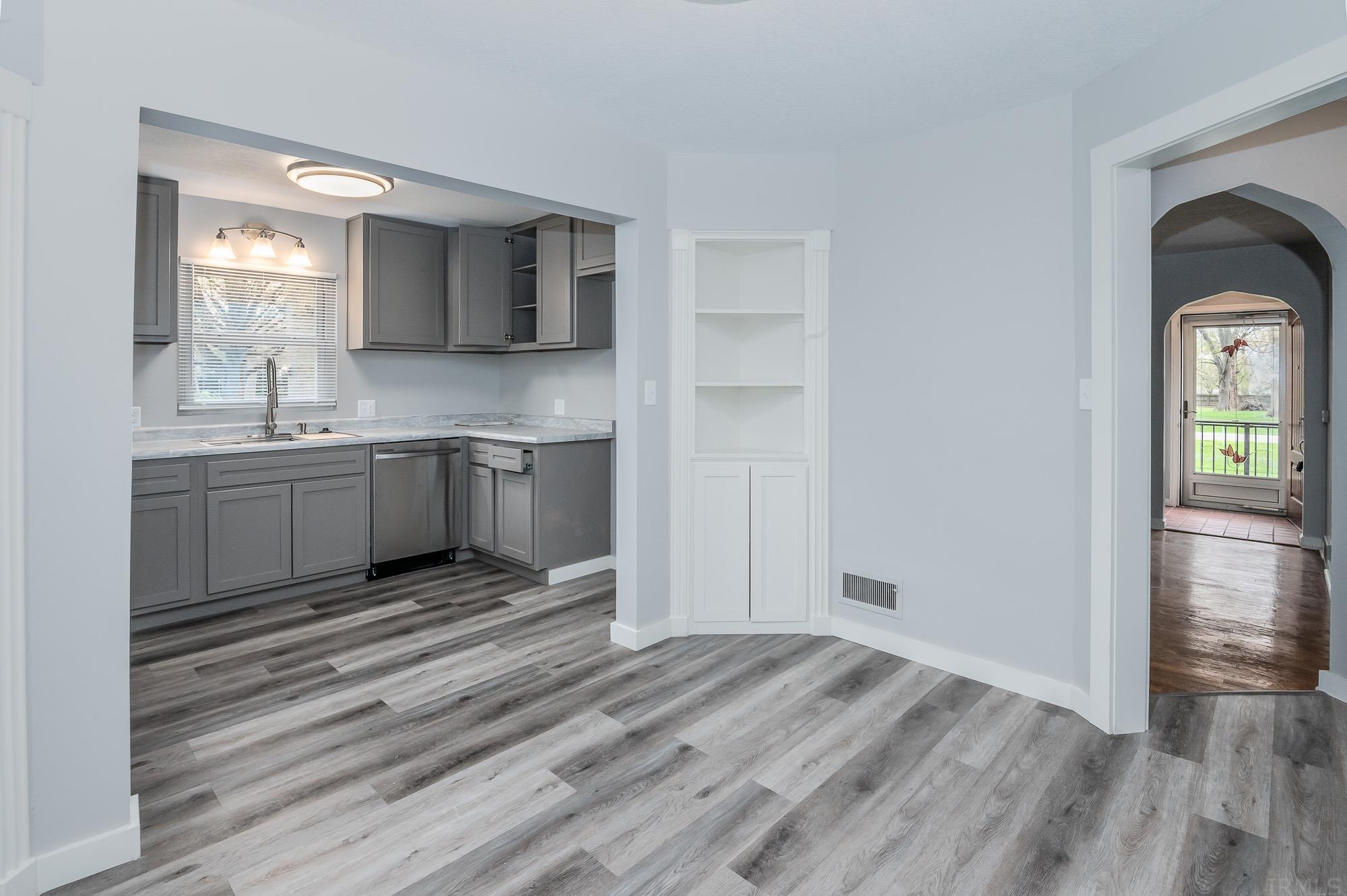 1905 Reckeweg Road Fort Wayne, IN 46804 - Photo 14 of 35