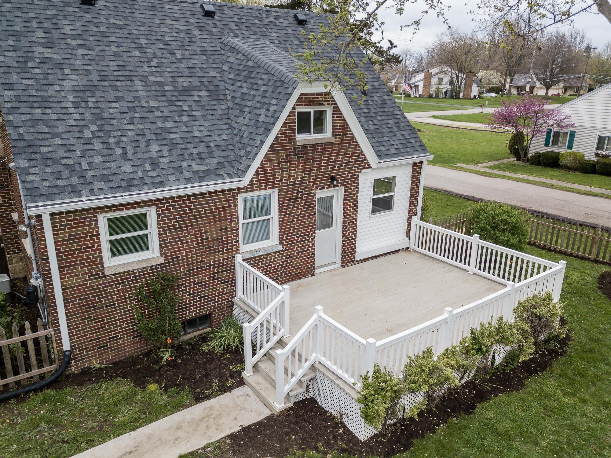 1905 Reckeweg Road Fort Wayne, IN 46804 - Photo 5 of 35