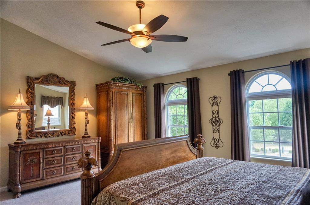 1123 Rural Ridge Drive Cheswick, PA 15024 - Photo 16 of 21 The spacious master suite measures 17.5' x 15.6'!