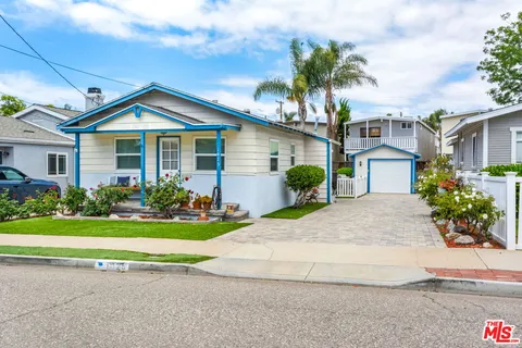 $1,298,900 | 1025 2nd Street, Hermosa Beach, CA 90254