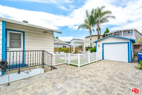 $1,298,900 | 1025 2nd Street, Hermosa Beach, CA 90254