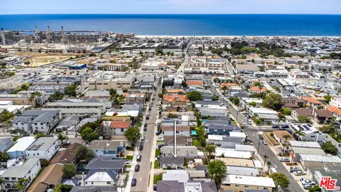 $1,298,900 | 1025 2nd Street, Hermosa Beach, CA 90254