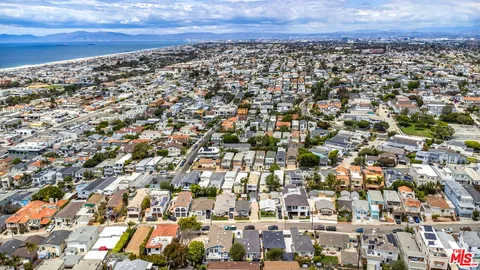$1,298,900 | 1025 2nd Street, Hermosa Beach, CA 90254