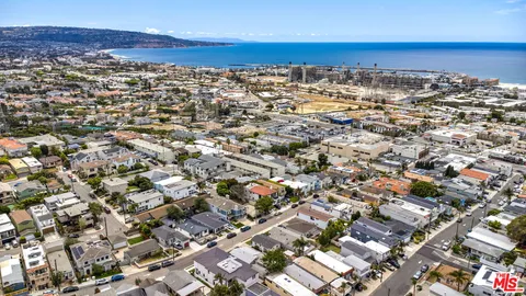 $1,298,900 | 1025 2nd Street, Hermosa Beach, CA 90254