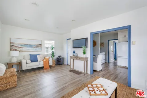 $1,298,900 | 1025 2nd Street, Hermosa Beach, CA 90254