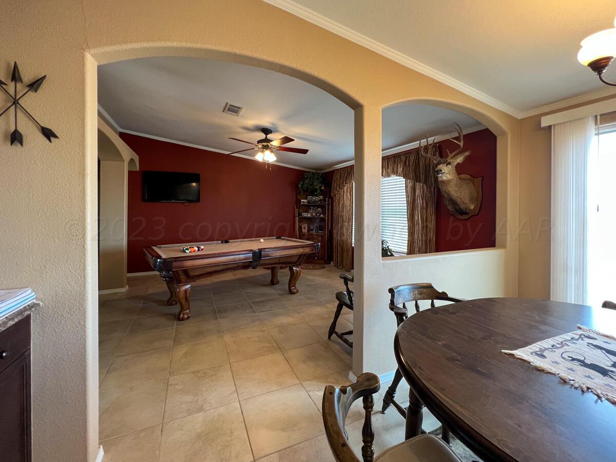 7670 West Cemetery Road Canyon, TX 79015 - Photo 19 of 65 7670_W_Cemetery-052_Main_House_Living_Ro