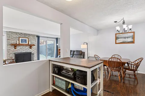 $250,000 | 4453 Cedar Lake Road, St. Louis Park, MN 55416