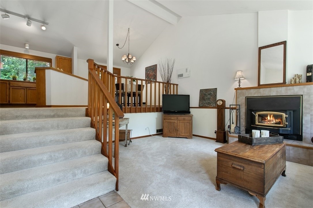 21221 Shell Valley Road Edmonds, WA 98026 - Photo 7 of 20