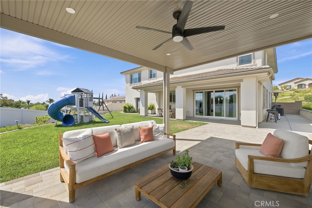 1238 Matterhorn Street Riverside, CA 92506 - Photo 38 of 45