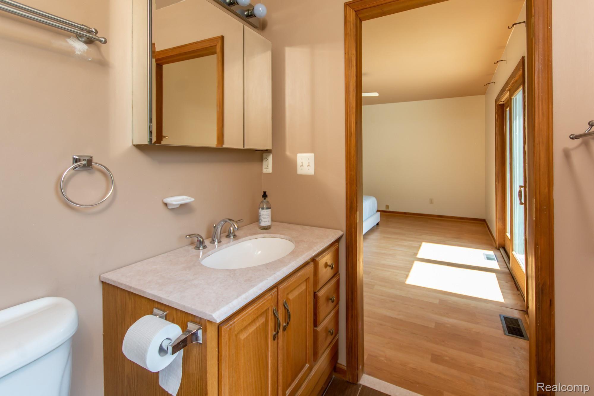 49125 Hull Road Belleville, MI 48111 - Photo 18 of 32 DSC_6035.jpg