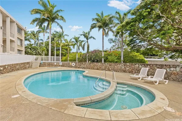 $358,000 | 98-1040 Moanalua Road, Unit 1/101, Aiea, HI 96701