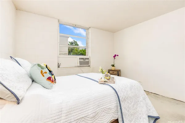 $358,000 | 98-1040 Moanalua Road, Unit 1/101, Aiea, HI 96701