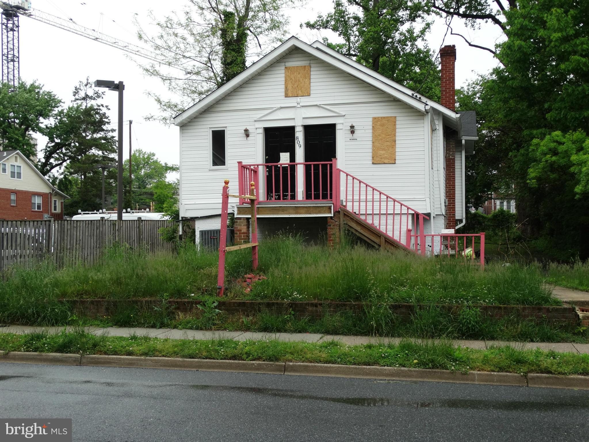 809 Easley Street Silver Spring, MD 20910 - Photo 4 of 24 Exterior (General)