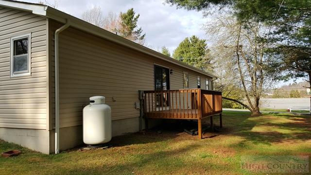 111 Maple Drive Boone, NC 28607 - Photo 3 of 12 Gallery Image 3