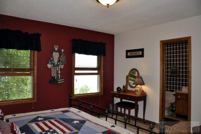 111 Maple Drive Boone, NC 28607 - Photo 5 of 12 Gallery Image 5