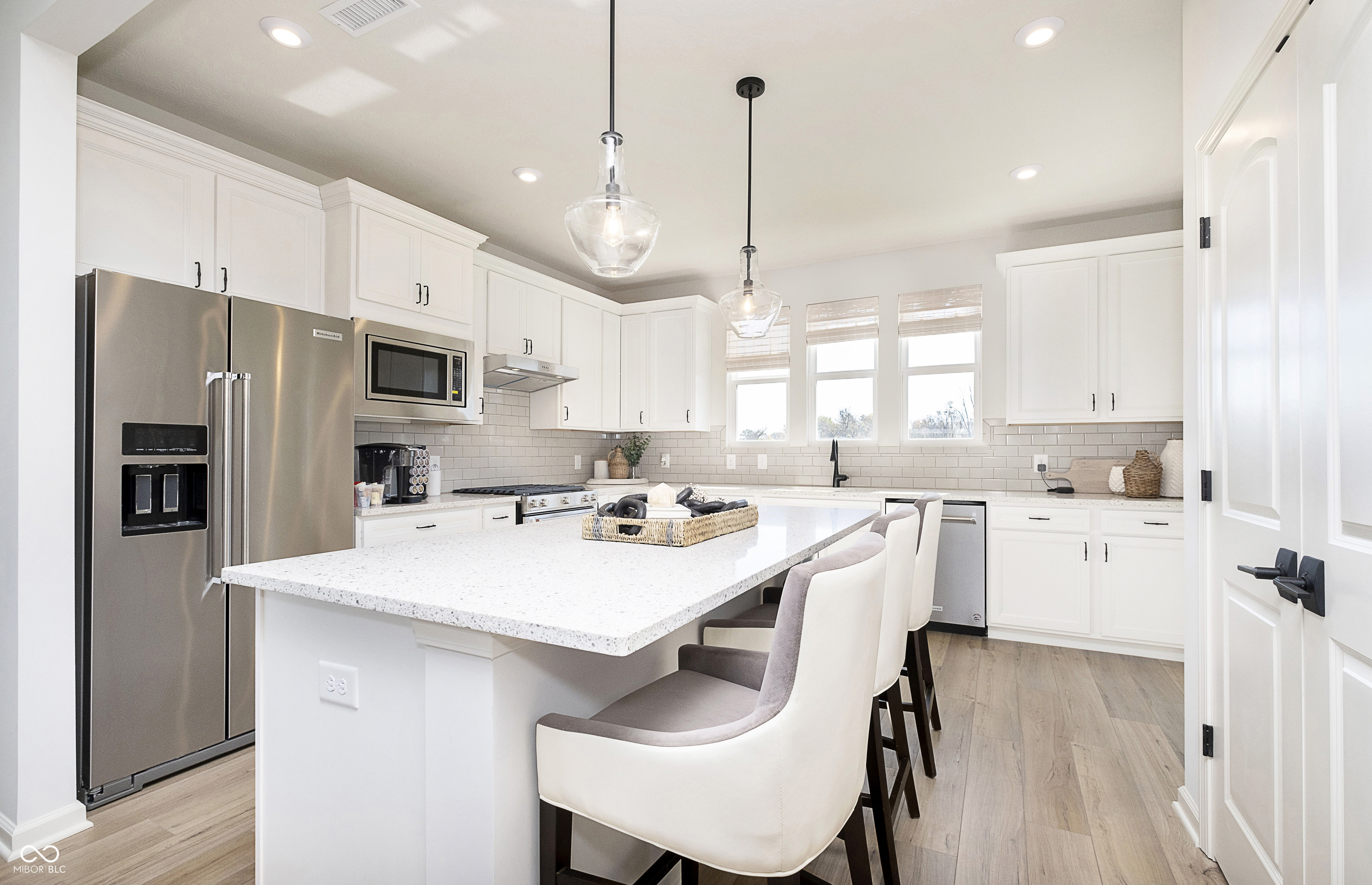 3128 Balsamroot Road Greenwood, IN 46143 - Photo 2 of 36 Gallery Image 2