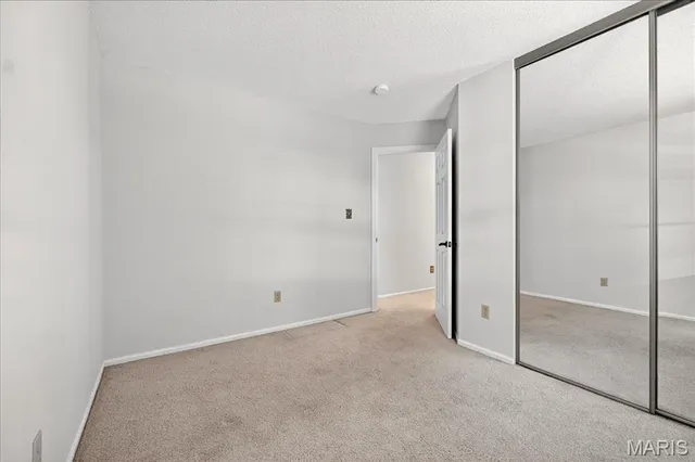 $157,000 | 12952 Bryce Canyon Drive, Unit B, Maryland Heights, MO 63043