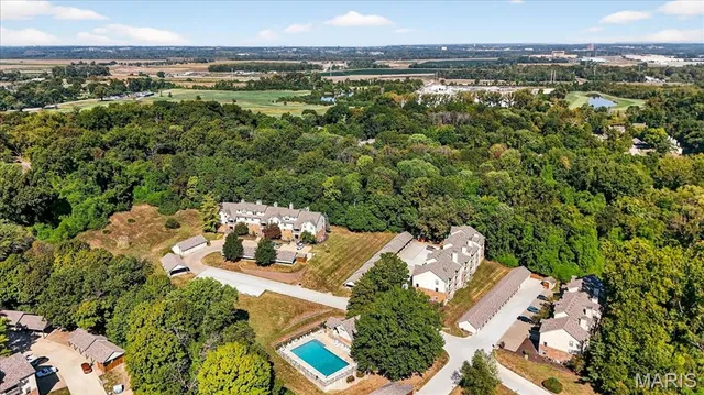 $157,000 | 12952 Bryce Canyon Drive, Unit B, Maryland Heights, MO 63043