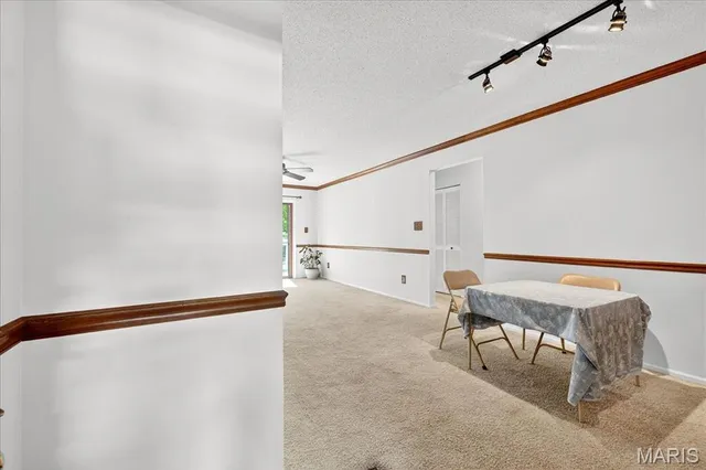 $157,000 | 12952 Bryce Canyon Drive, Unit B, Maryland Heights, MO 63043