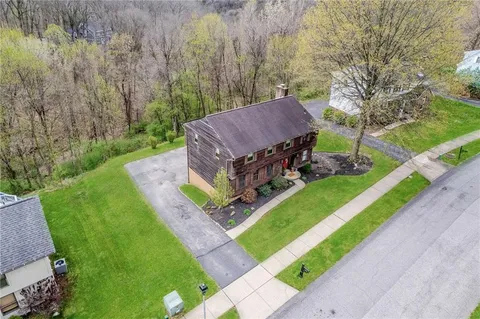 $389,000 | 623 West Parliament Drive, Coraopolis, PA 15108
