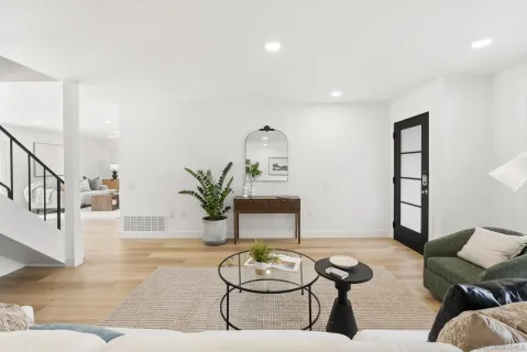 $1,599,000 | 4547 Lisann Street, San Diego, CA 92117