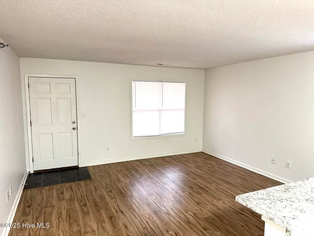 $1,495 | 524 North 2nd Street, Unit 102, Wilmington, NC 28401