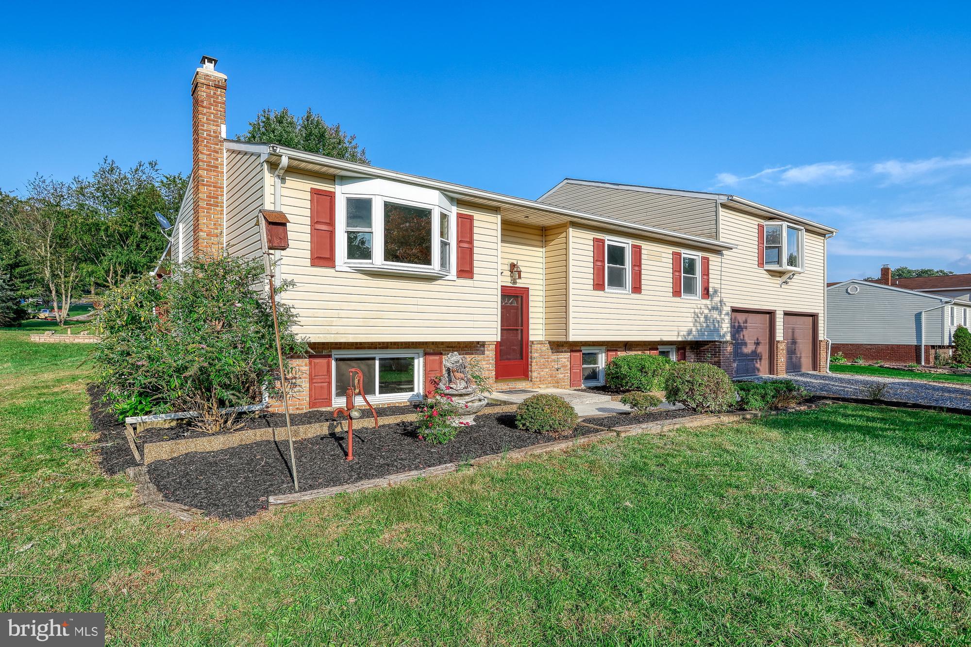 868 Pinetown Road Lewisberry, PA 17339 - Photo 3 of 50