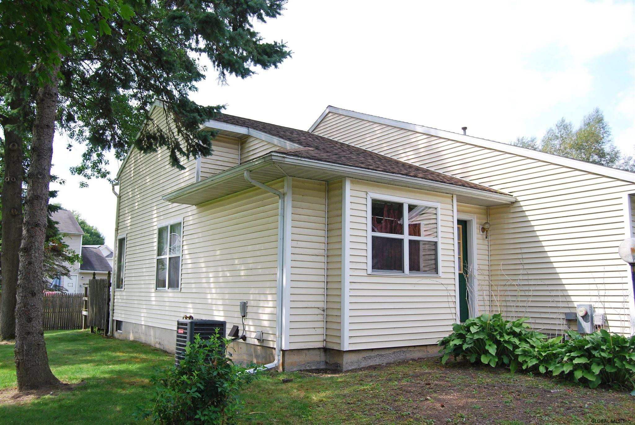 45 Heyden Road Troy, NY 12180 - Photo 5 of 8 Photo 5