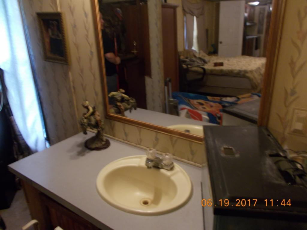 640 Little Heck Hollow Road Greeneville, TN 37745 - Photo 4 of 20 Photo 4
