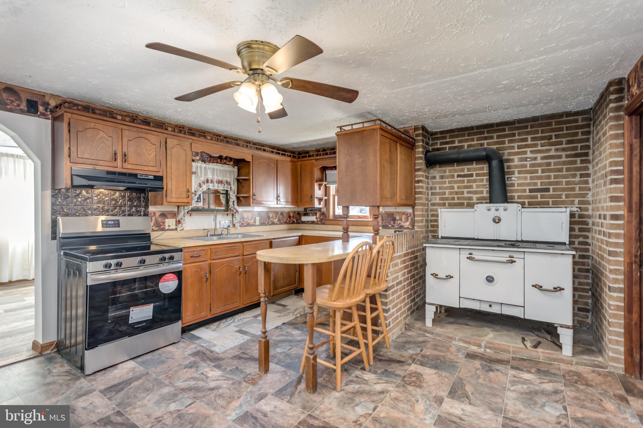 4383 Turkey Run Road Star Tannery, VA 22654 - Photo 5 of 66 Gallery Image 5