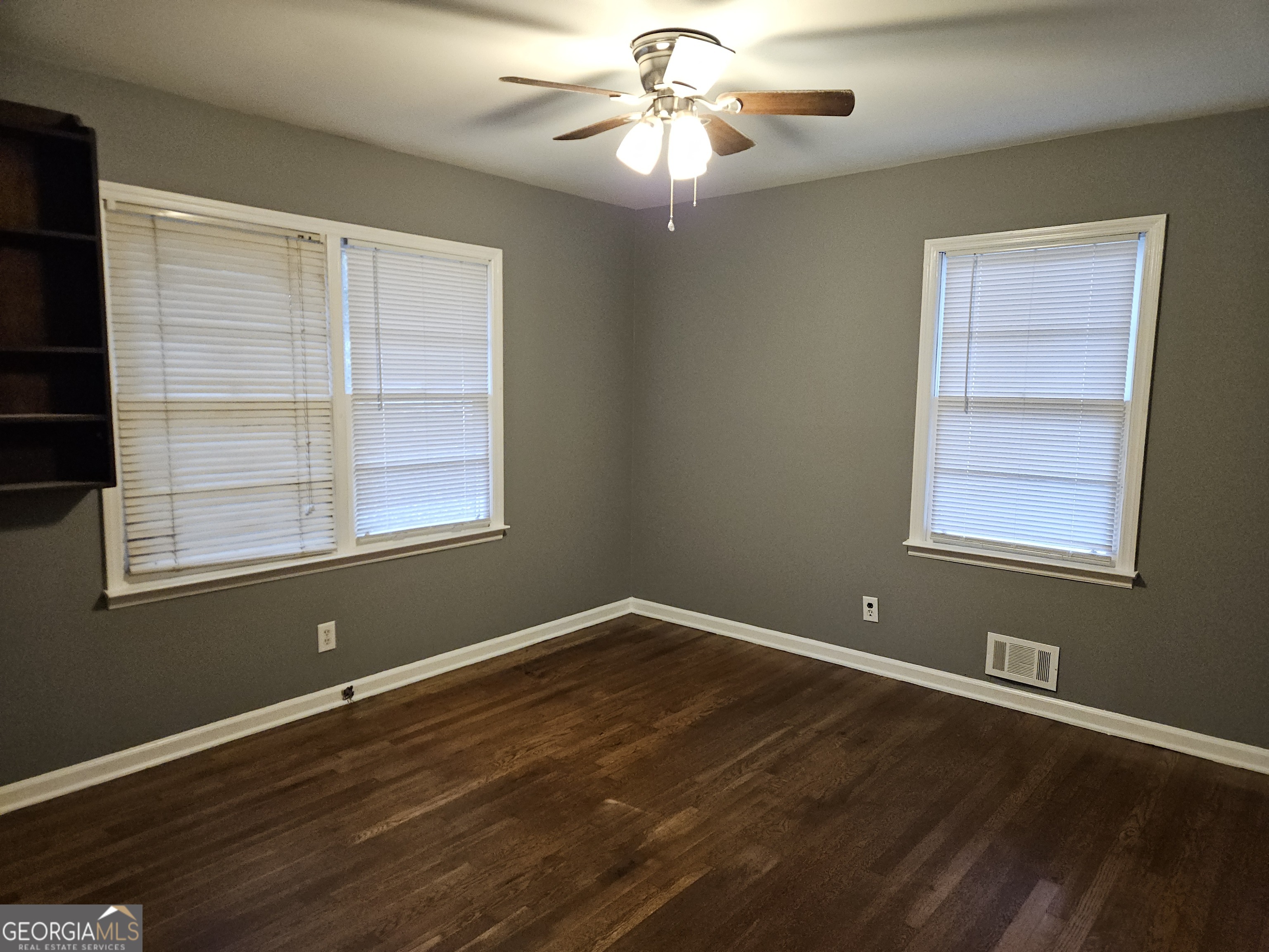 2695 Sandtown Road Southwest Marietta, GA 30060 - Photo 9 of 14