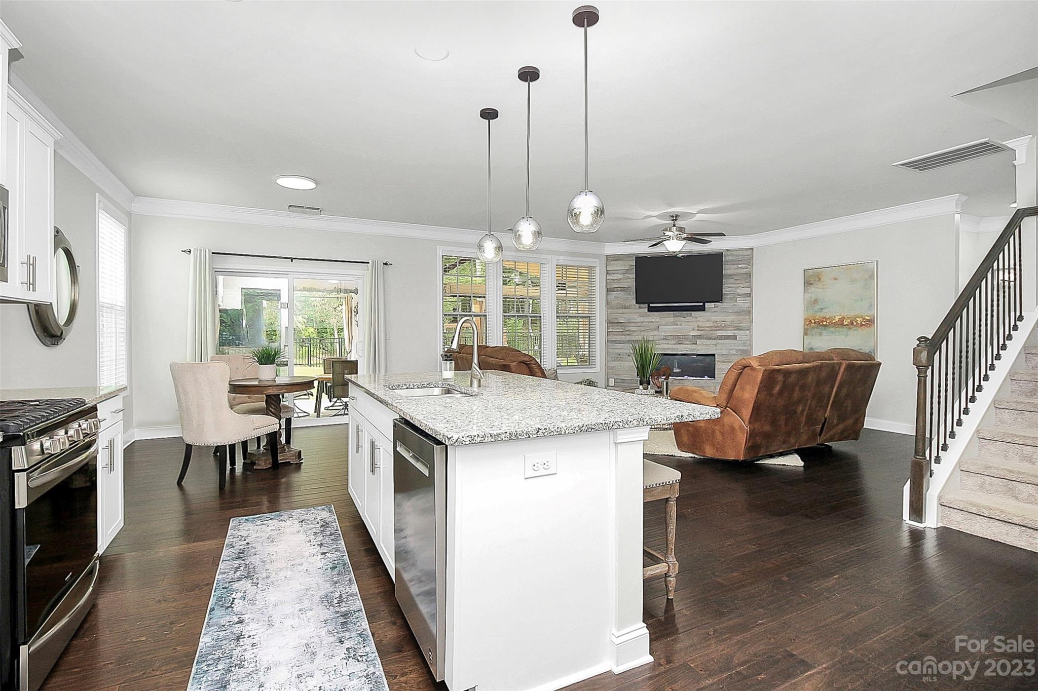 5029 Oakmere Road Waxhaw, NC 28173 - Photo 8 of 46 Gallery Image 8
