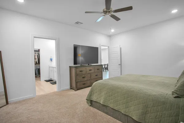$2,500 | 613 East 14th Street, Wolfforth, TX 79382