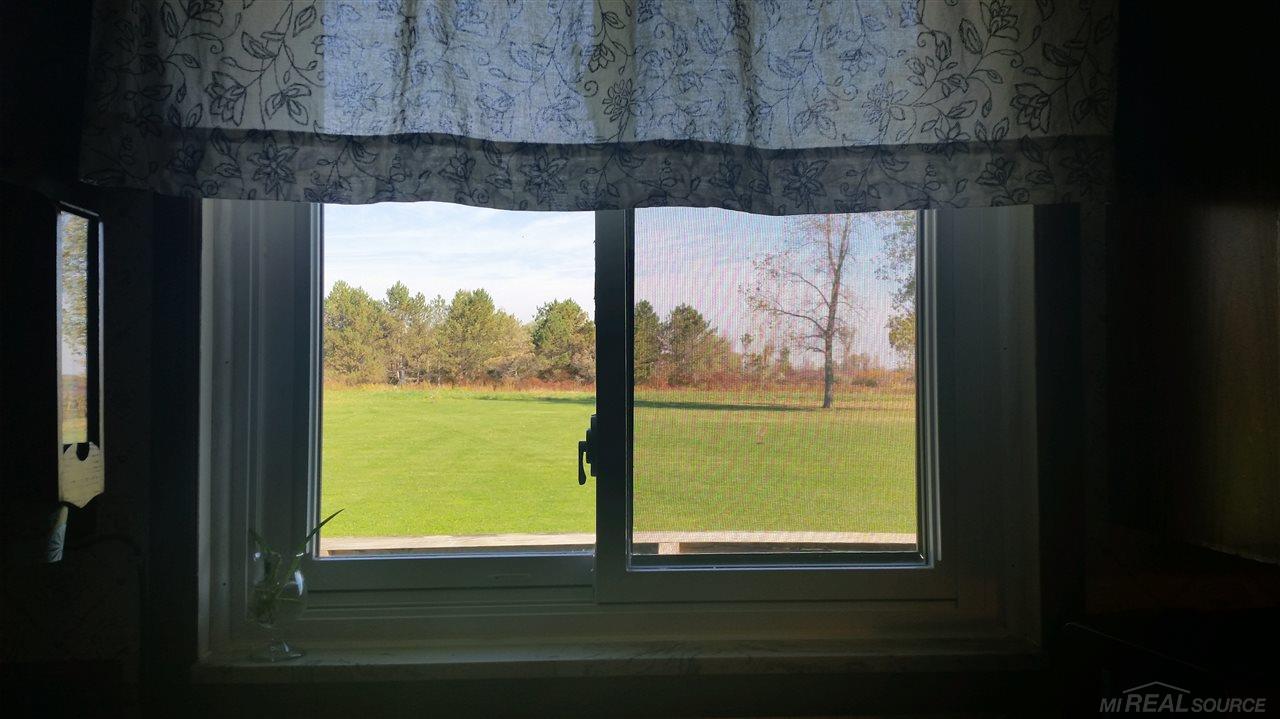 14888 Sullivan Road Capac, MI 48014 - Photo 15 of 50 31266994-14.JPG